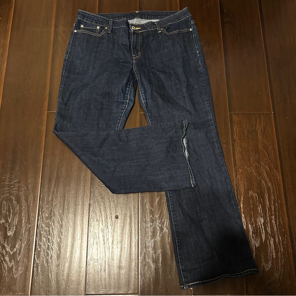 Levi’s bootcut dark wash jeans women’s plus size 16M